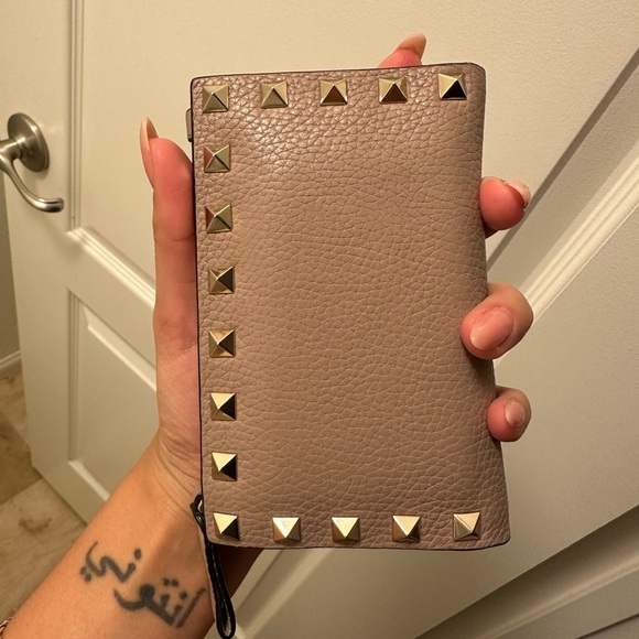 Valentino Card Holder With zipper